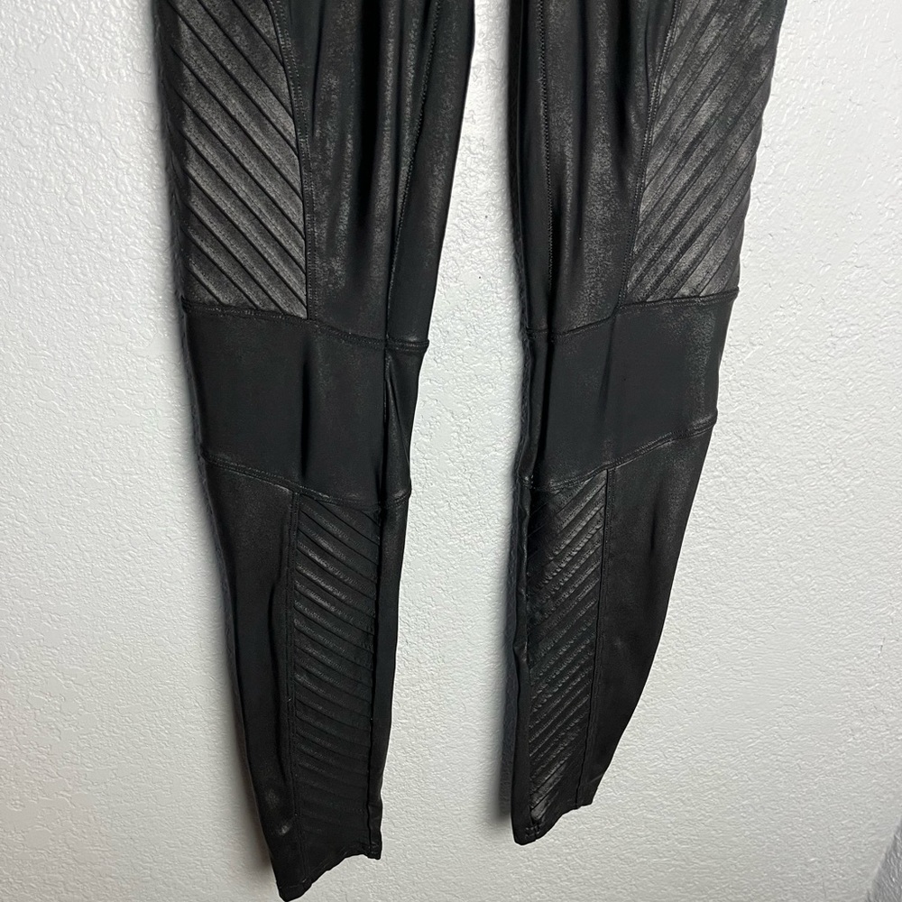 SPANX Faux Leather Moto Leggings - Picture 5 of 8